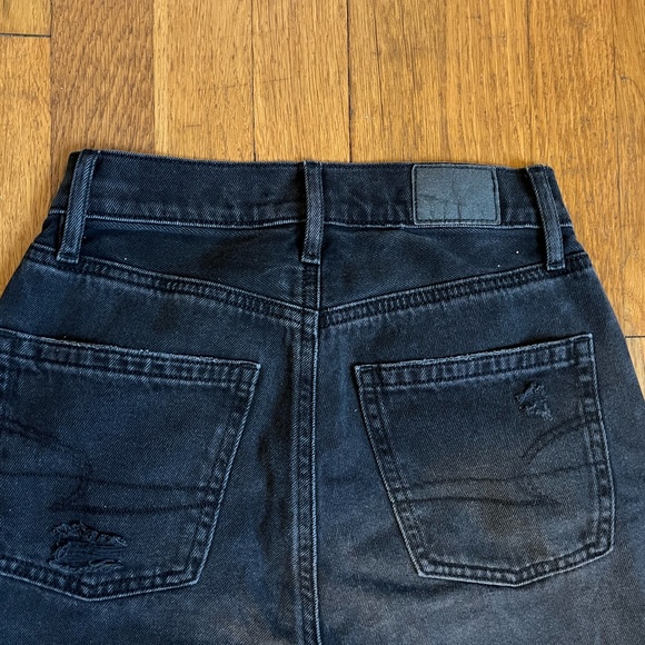 American Eagle Highest Rise 90's Boyfriend Jeans - Picture 3 of 6